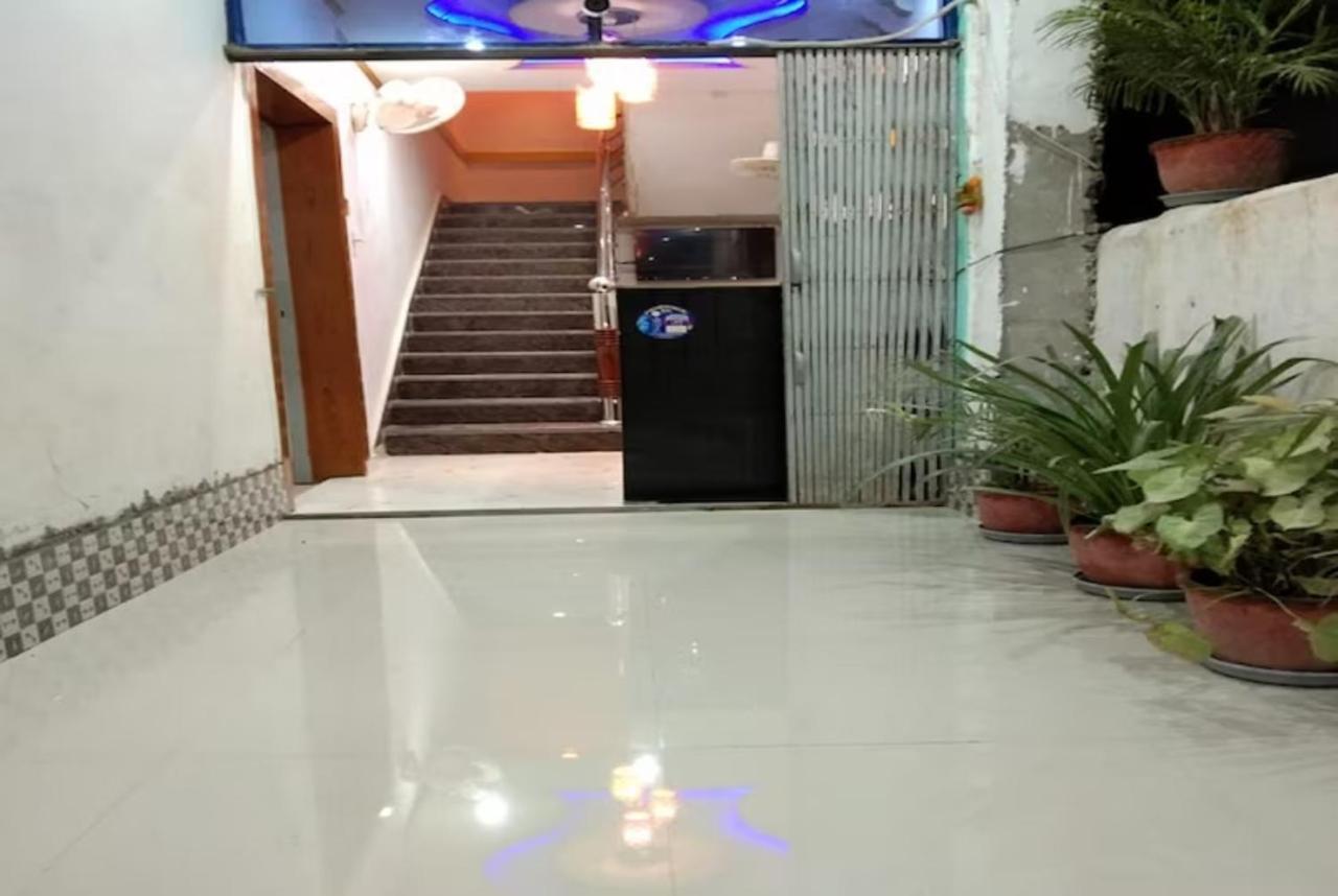 Goroomgo New Ashiyana Palace Varanasi Dış mekan fotoğraf